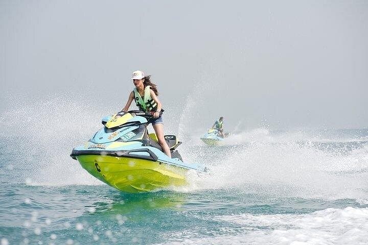 Jet Ski the Burj Al Arab: 30-Min Dubai Skyline Sea Adventure photo 2