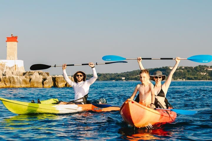 Paddle to Sveti Jerolim and Kozada: Kayak, Snorkel & Cliff Jump from Pula photo 1