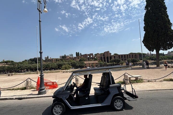Private Golf Cart Tour of Rome: 3-Hour Scenic City Drive photo 3