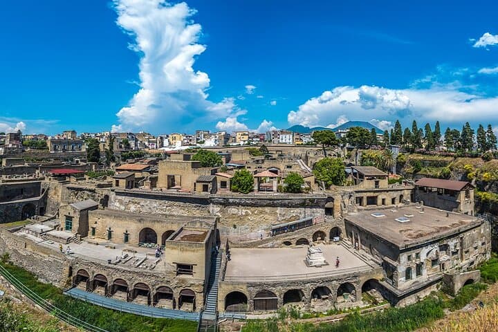 Naples MegaPass: Pompeii, Vesuvius & Top Historic Tours photo 2