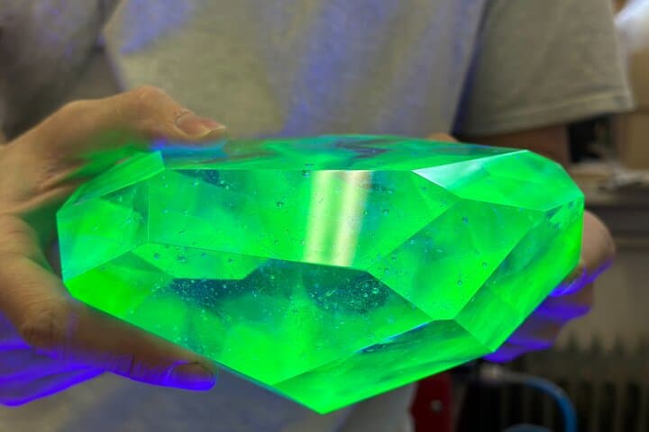 Hands-On Glass Cutting Workshop with Master Filip Lukavec in Nový Bor photo 3