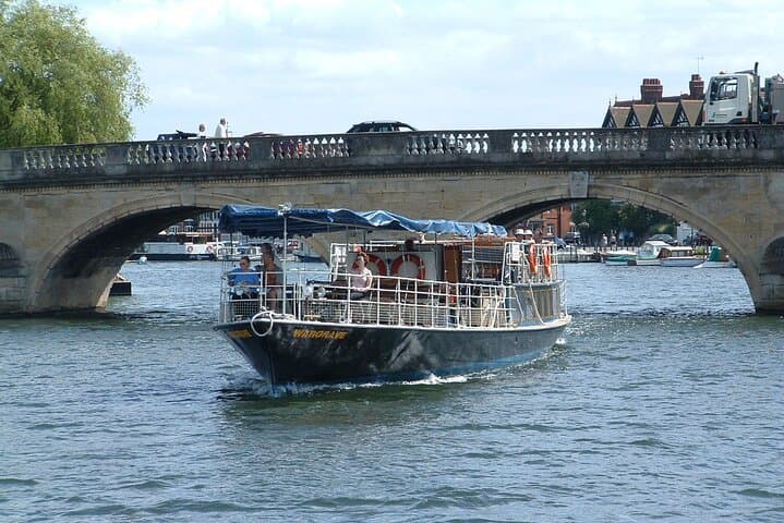 Oxford River Cruise to Iffley Lock — 40-Minute Scenic Return photo 3