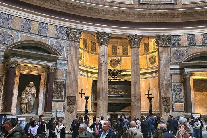 Skip the Line at Rome's Pantheon: Fast-Track Tickets & Visitor Guide photo 2