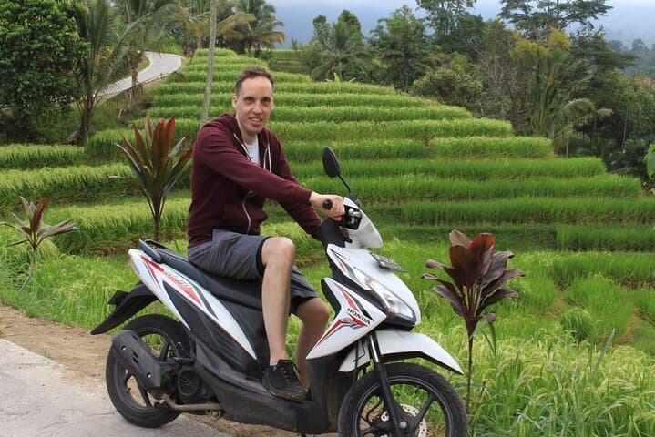 Explore Bali by Scooter: Seminyak Day-Ride Through Backroads & Beaches photo 5