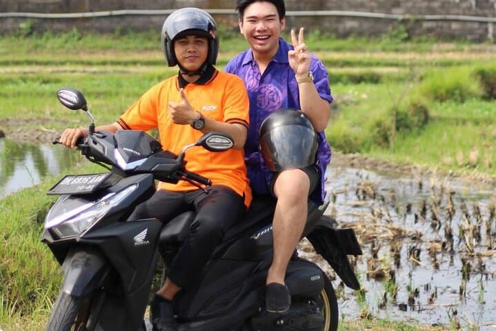 Explore Bali by Scooter: Seminyak Day-Ride Through Backroads & Beaches photo 6