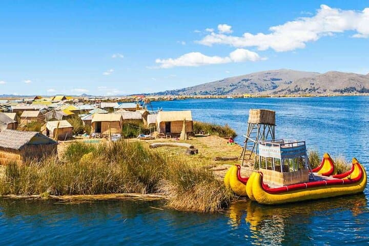 Uros & Taquile Day Tour: Lake Titicaca's Floating Islands and Andean Weaving