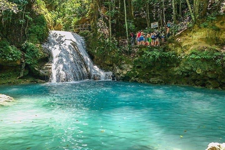 Blue Hole and Dunn's River Falls Day Tour — Climb, Swim & Jump in Ocho Rios photo 2