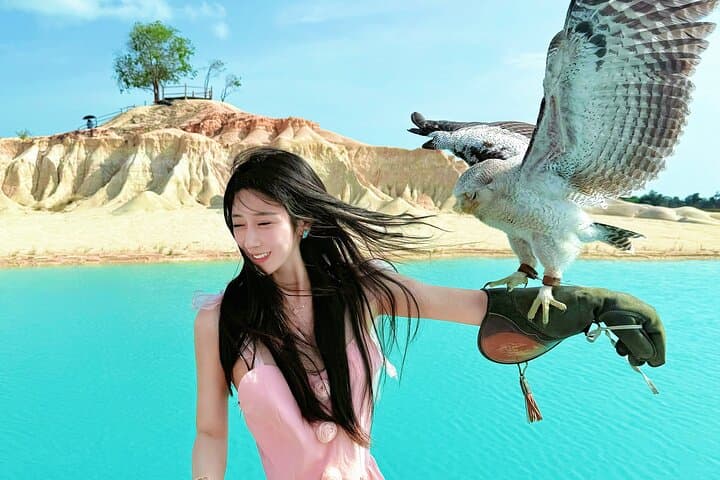 Bintan Sand Dunes & Blue Lake Evening Tour: Sand, Sea, Mangrove Fireflies