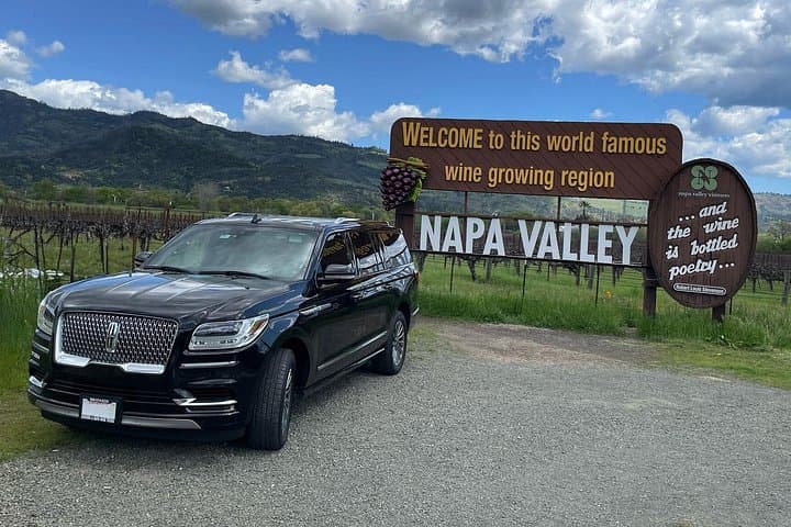 Napa Legacy 6-Hour Luxury Wine Tasting Tour in a Private Vehicle photo 1