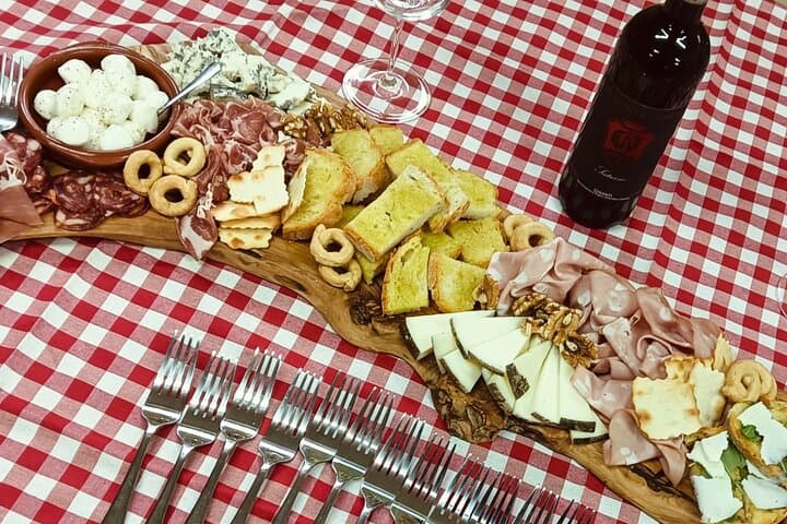 Tuscan Olive Oil & Cheese Tasting Day Trip to San Gimignano from Florence photo 1