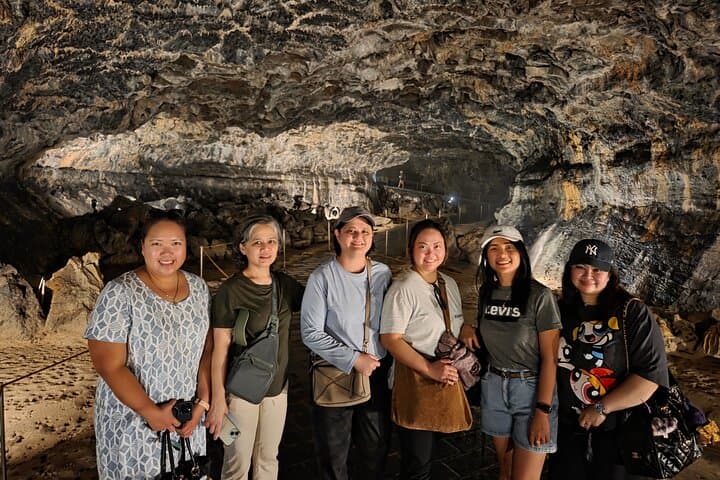 Explore Jeju by Private Taxi with an English Guide-Driver — Custom 2-Day Island Highlights photo 3
