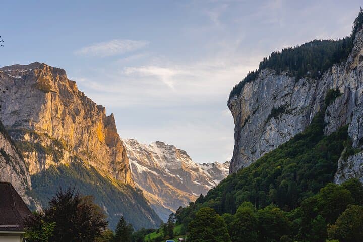 Bernese Oberland Day Tour: CLOY Film Locations, Lakes & Waterfalls
