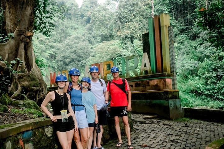 Mount Bromo, Ijen & Madakaripura: 3-Day Crater Sunrise, Blue Fire & Waterfall Tour photo 6