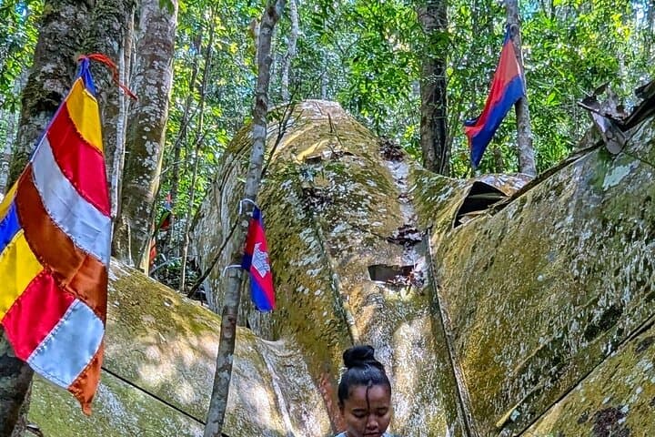 Summit Phnom Aural: 2-Day Mt. Aural Hiking Adventure — Cambodia's Peak Challenge photo 5