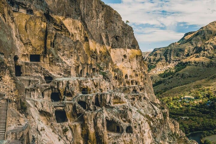 Borjomi Rabati Vardzia Day Tour — Borjomi Springs, Rabati Fortress & Vardzia Cave photo 6