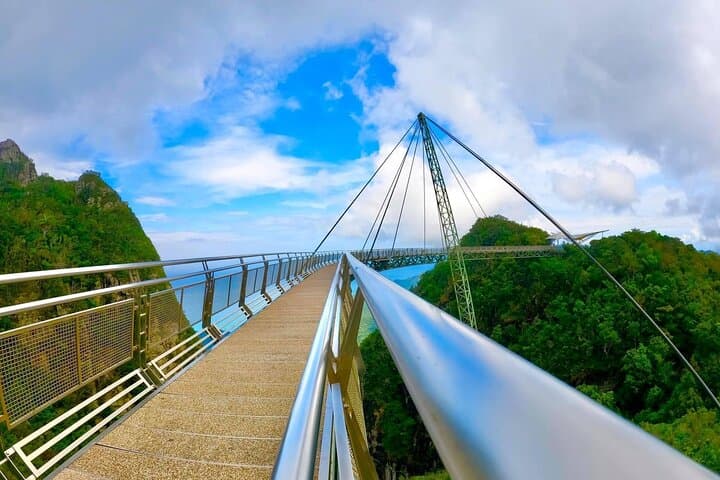 Langkawi Highlights Express: SkyCab Cable Car & Skybridge Day Tour photo 2