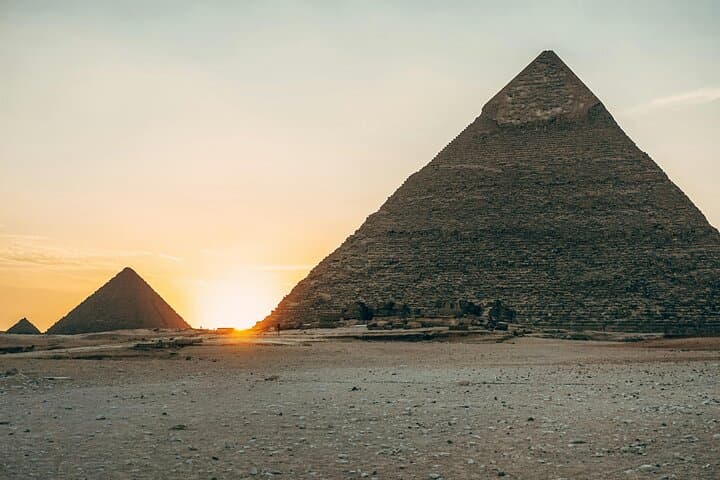 Cairo Highlights: Giza Pyramids, Grand Egyptian Museum & Optional Nile Cruise — 4-Day Cultural Tour photo 3