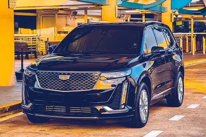 Private Luxury Car Transfer from JAX to Margaritaville Beach Hotel photo 3