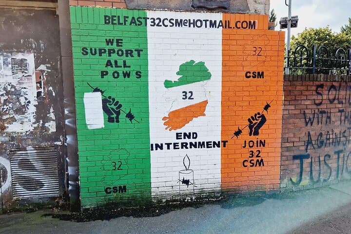 Belfast Troubles Walking Tour: West Belfast Murals & Peace Wall Walk