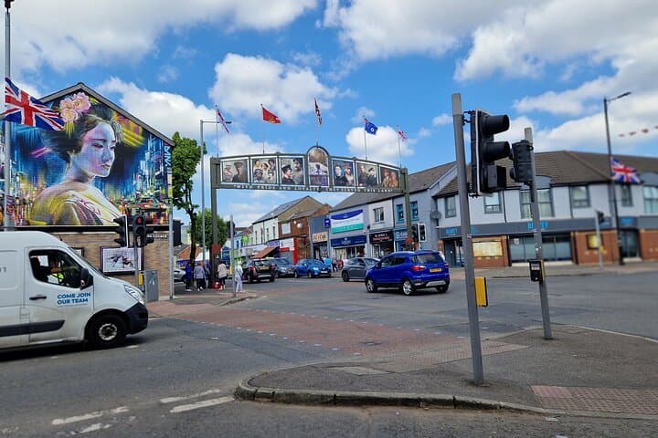 Belfast Troubles Walking Tour: West Belfast Murals & Peace Wall Walk photo 6