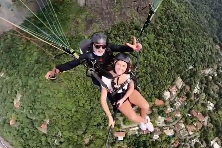 Tandem Paragliding from Pedra Bonita to Pepino Beach, Rio de Janeiro photo 2