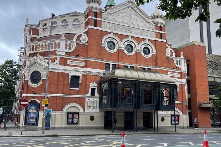 Wee Walks, Big Talks: Belfast City Walking Tour photo 6