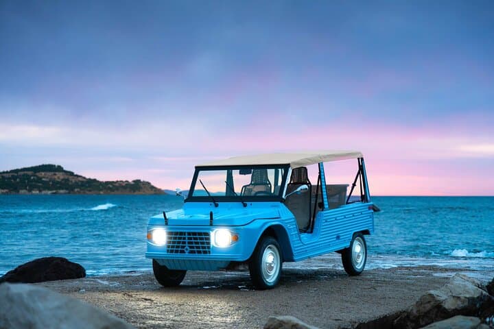 Retro Electric Cabriolet Tour of Paris — Local Guide & Custom Route photo 6