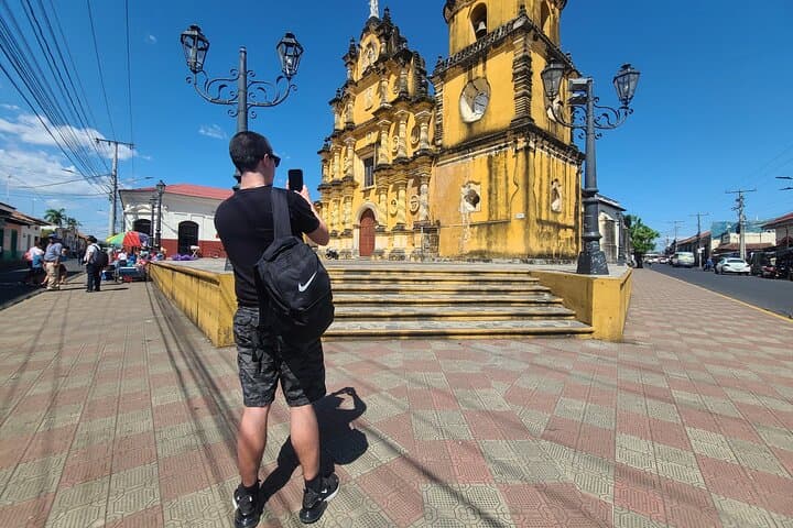 León Day Tour: Ruins of León Viejo, Hervideros de San Jacinto & Cathedral of León