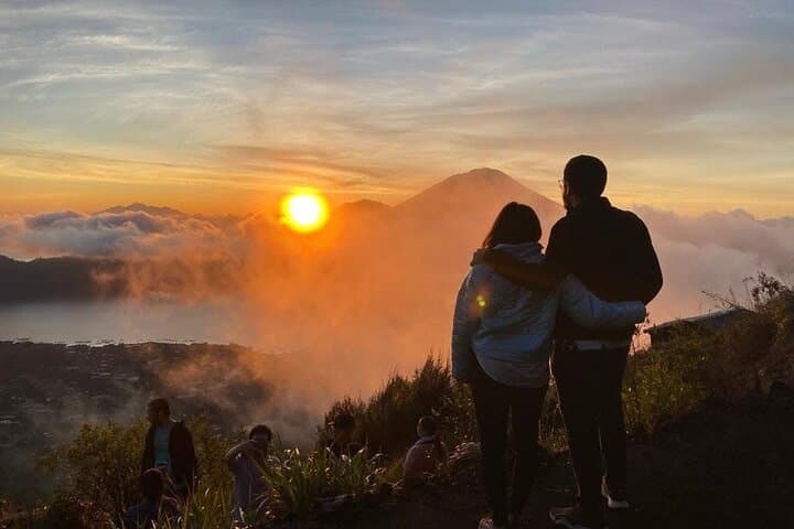 Mount Batur Sunrise Trek: Summit Hike with Volcano Breakfast