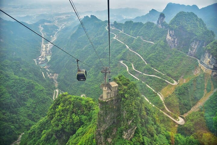 Tianmen Mountain & Zhangjiajie Glass Bridge Day Trip: Cable Car, Tianmen Cave, Skywalk