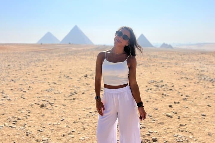 Giza Sound and Light Show with Rooftop Dinner at the Pyramids photo 4