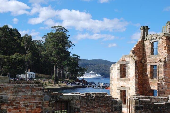 Private 3-Day Tasmania Escape: Bruny Island, Mt Field & Port Arthur photo 2