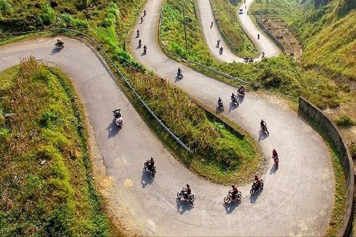 Karst Plateau Adventure: 4-Day Ha Giang & Dong Van Geopark Tour from Hanoi photo 2