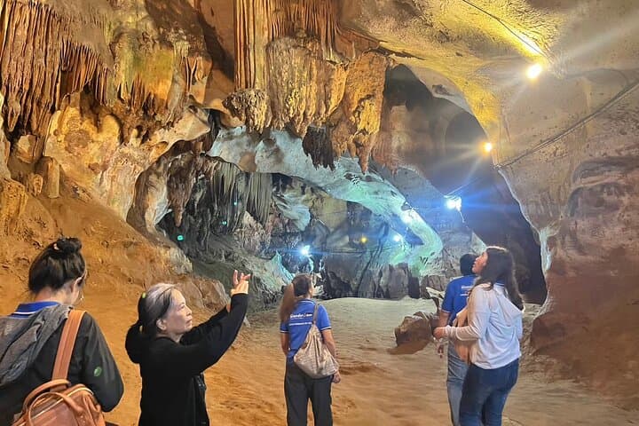 Chiang Dao Cave & Hill Tribe Day Tour from Chiang Mai