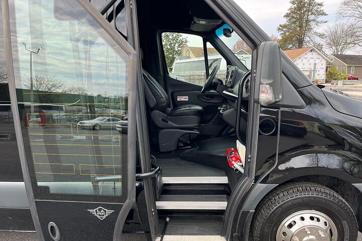 Luxury Shuttle Services in Durango: Private Transfers for San Juan Adventures photo 4