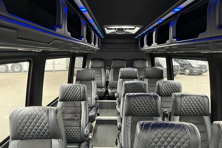 Luxury Shuttle Services in Durango: Private Transfers for San Juan Adventures photo 5