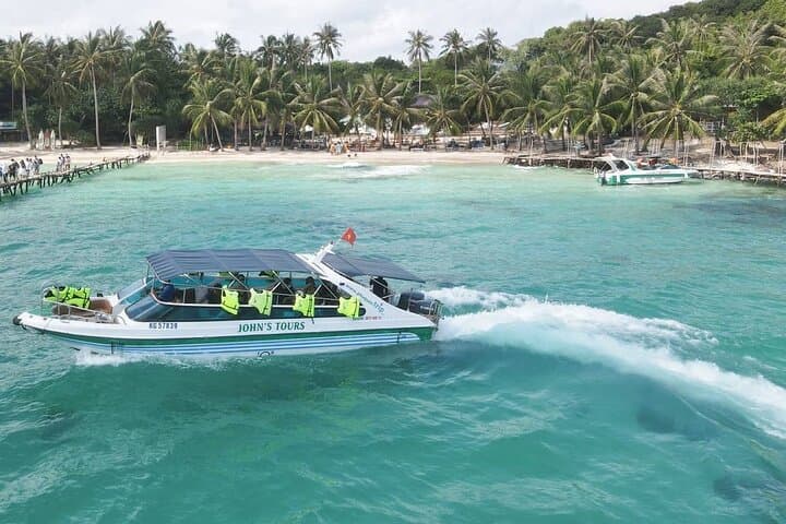 Phu Quoc Speedboat Snorkel Tour with BBQ Lunch & Drone Photos photo 6