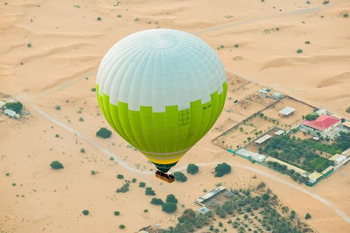 Dubai Sunrise Hot Air Balloon Ride and Marina Dinner Cruise photo 5