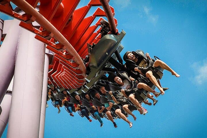 Inside Siam Amazing Park: Bangkok’s Giant Waterpark and Theme-Ride Experience photo 2