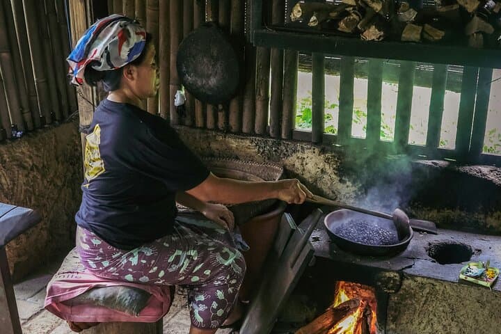 Ubud Private Day Tour: Temples, Rice Terraces & Monkey Forest photo 5