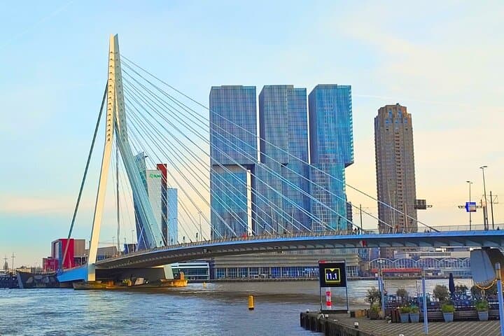 Rotterdam Scavenger Hunt — Self-Guided City Detective Game & Walking Adventure photo 4