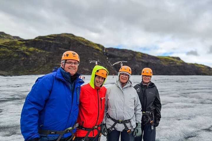 Easy Glacier Discovery: 2.5-Hour Sólheimajökull Guided Hike photo 2