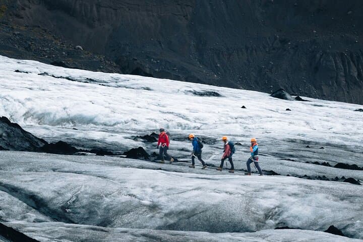 Easy Glacier Discovery: 2.5-Hour Sólheimajökull Guided Hike photo 5