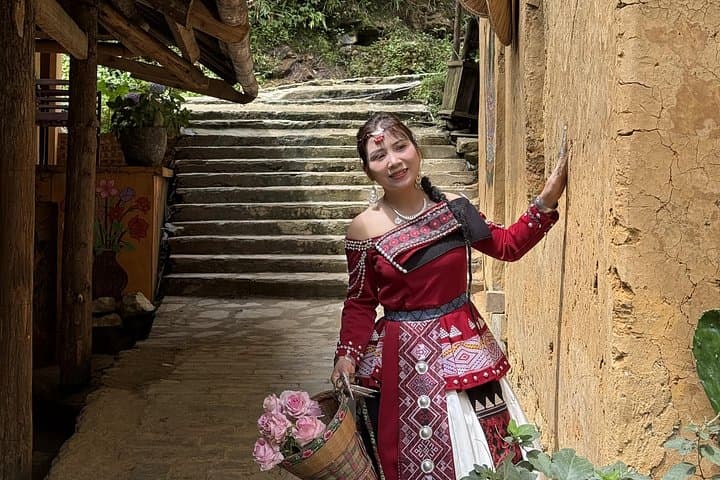 Sapa Day Tour: Fansipan Cable Car, Cat Cat Village & Alpine Coaster Experience photo 3