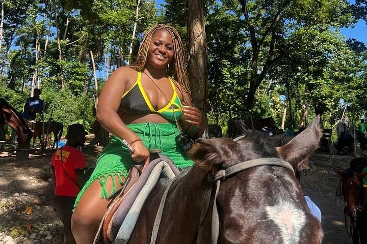 Horseback Ride and Blue Hole Adventure in Ocho Rios, Jamaica photo 2