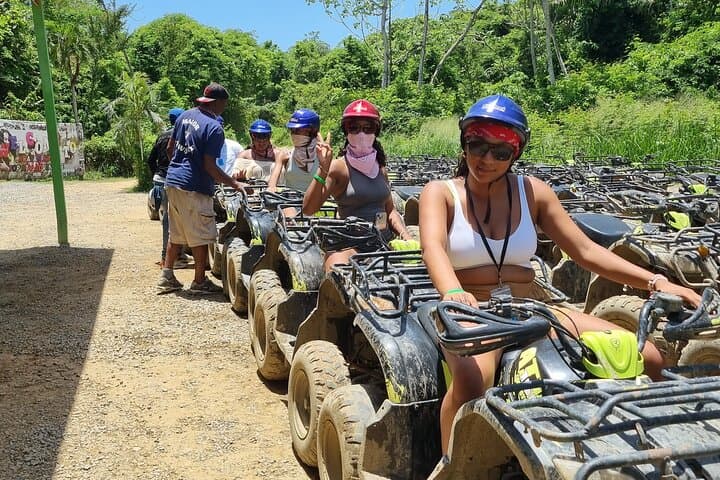 Roatan Wildlife & ATV Adventure: Eco-Park Jungle Trails and Rum Tasting