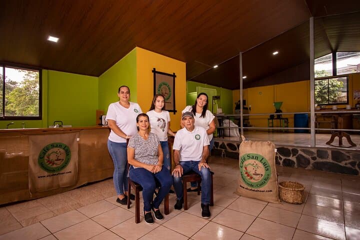 Monteverde Family Coffee Tour: From Plant to Cup in San Luis Valley photo 2
