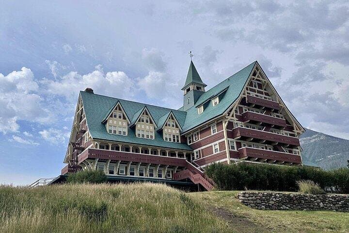 Explore Waterton Like a Local: Premium Day Tour to Bear's Hump, Cameron Lake & Waterton Village