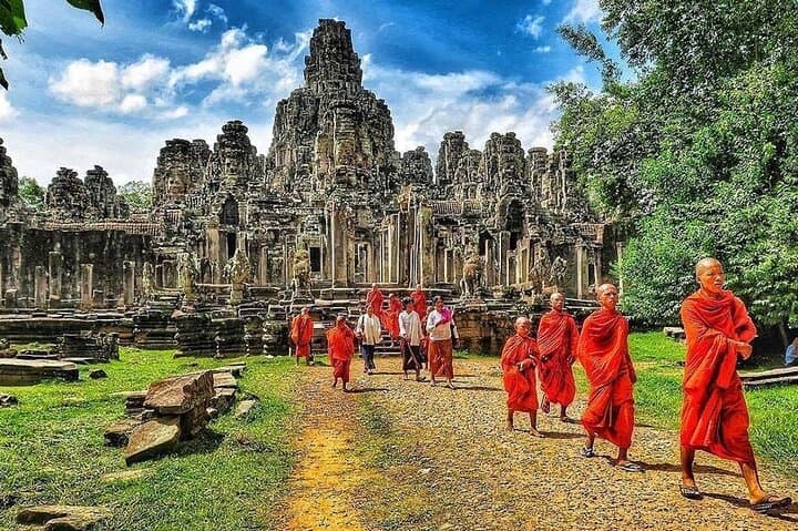 Sunrise at Angkor Wat: Full-Day Guided Angkor Sunrise Adventure from Siem Reap photo 2