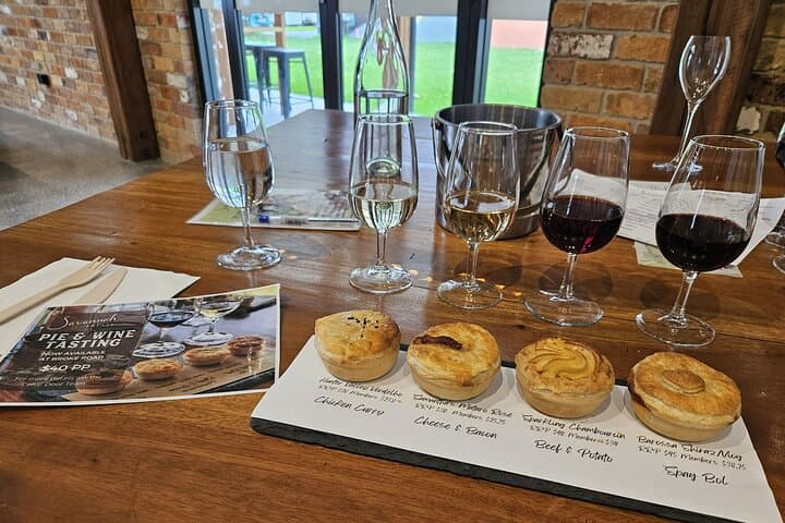 Hunter Valley Wine & Food Tour — Behind-the-Scenes Tastings in Pokolbin photo 2